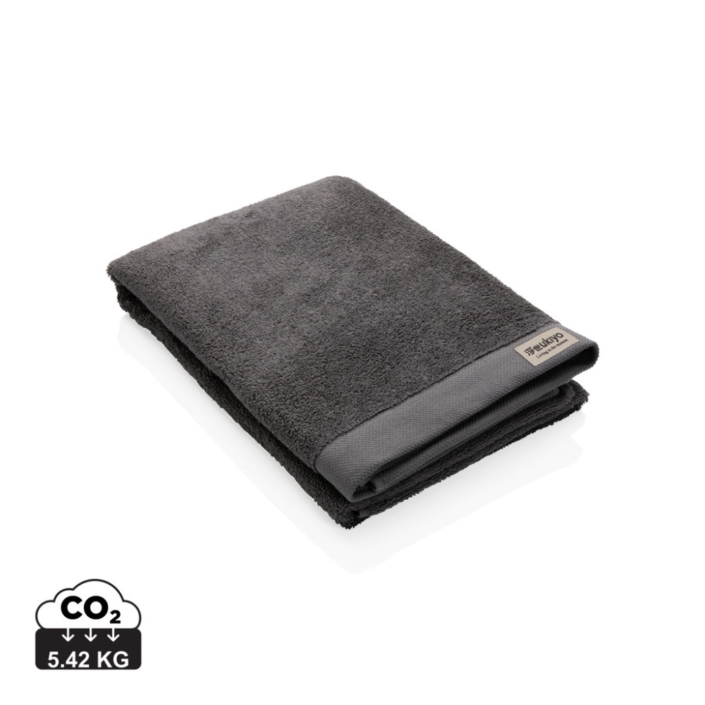 Ukiyo Sakura AWAREâ„¢ 500 gsm bath towel 70x140cm