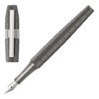 HUGO BOSS plunksnakotis